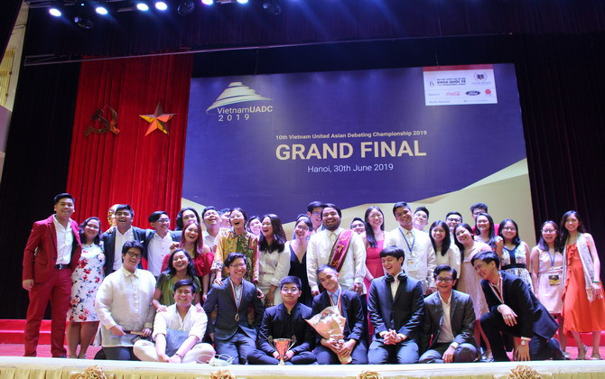 Đội Philippines vô địch Giải tranh biện châu Á năm 2019