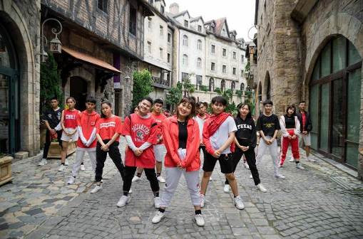 Công viên Sun World náo nhiệt trong vòng bán kết Flashmob