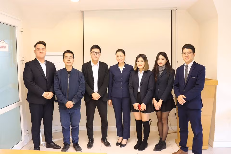 Cơ hội nghề nghiệp rộng mở khi học Quản trị Khách sạn tại CHM