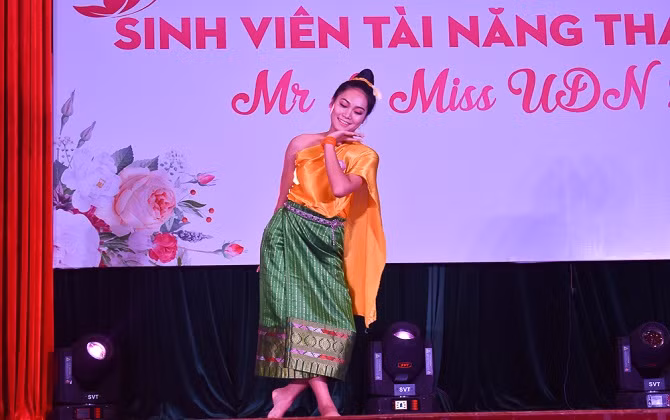 Sinh viên Tài năng Thanh lịch ĐH Đà Nẵng 2019 - Duyên dáng và sôi nổi