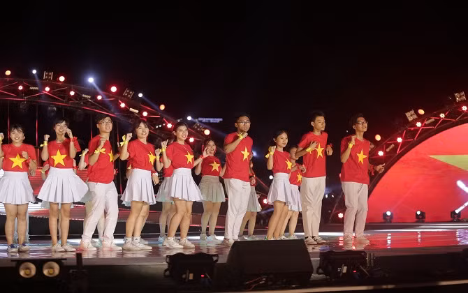 Cuộc thi Flashmob 2019 “Sóng tuổi trẻ”: Giải thưởng khủng và cơ hội du ngoạn khắp các Sun World