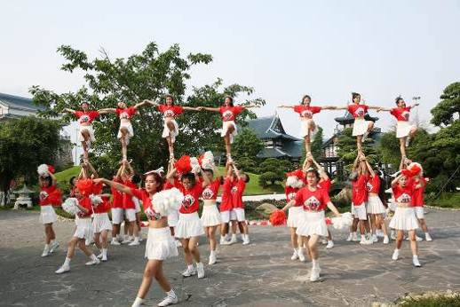 Công viên Sun World náo nhiệt trong vòng bán kết Flashmob
