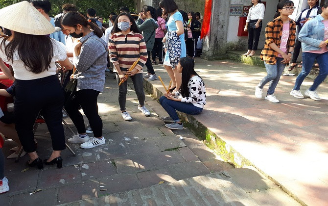 Đầu Xuân, thăm Văn Miếu Xích Đằng