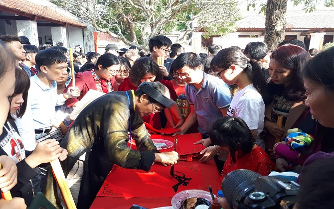 Đầu Xuân, thăm Văn Miếu Xích Đằng