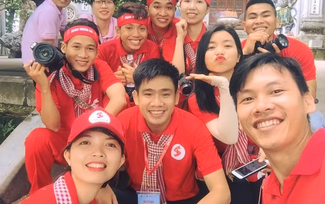 Mê làm điều có ích cho xã hội