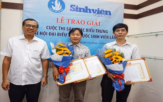 Vẽ về sinh viên để thấy mình tươi trẻ