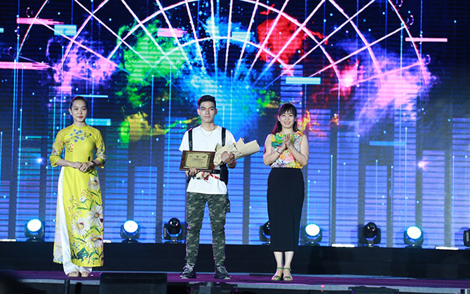 Sun World Danang Wonders “bùng cháy” trong đêm Chung kết Flashmob 2019 - “Sóng tuổi trẻ”