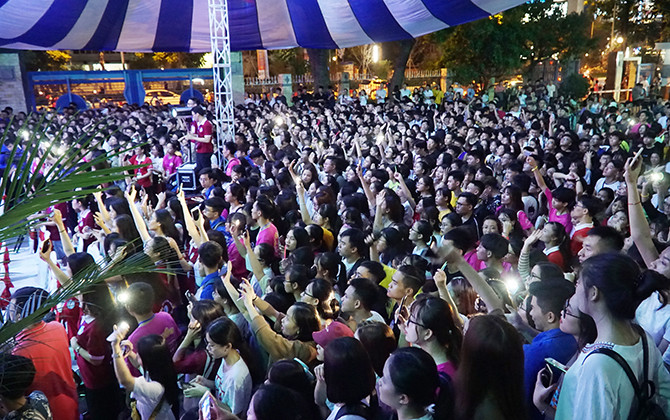 Ấn tượng màn Chào Tân sinh viên K44 của ĐH Luật