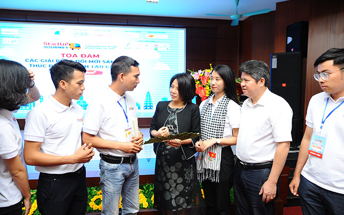 Thanh niên tìm giải pháp đổi mới thúc đẩy du lịch Lào Cai