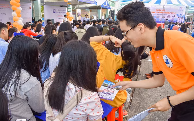 Đại học Đà Nẵng tổ chức chuỗi Ngày hội tư vấn tuyển sinh - hướng nghiệp 2019