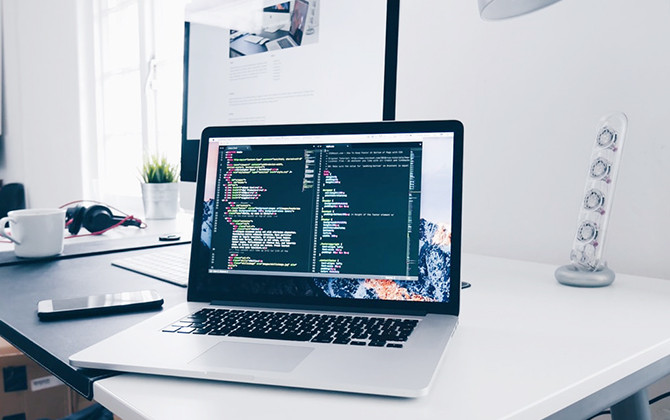 Sinh viên công nghệ cả nước so tài lập trình tại Code War 2019