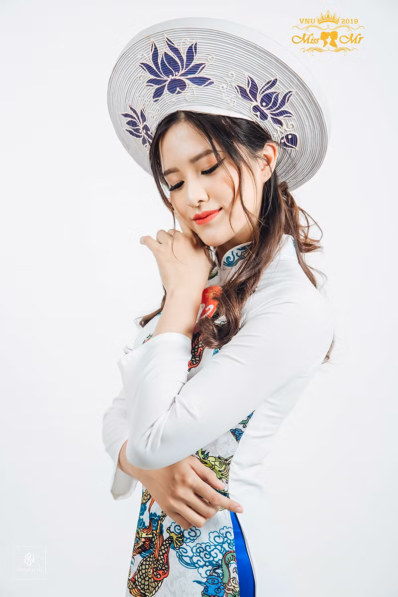 Lộ diện các cặp đôi sinh viên hot nhất ĐHQG Hà Nội 