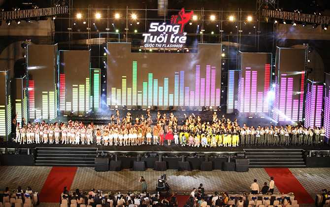 Sun World Danang Wonders “bùng cháy” trong đêm Chung kết Flashmob 2019 - “Sóng tuổi trẻ”