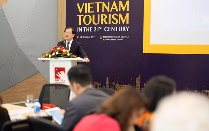 Những chủ đề nóng trong Tọa đàm quốc tế về du lịch Việt Nam trong thế kỷ 21