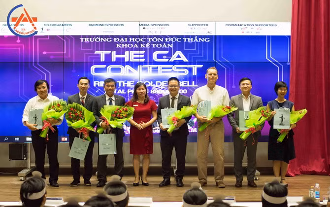 Gay cấn VCK cuộc thi “The CA Contest – Ring the golden bell” 
