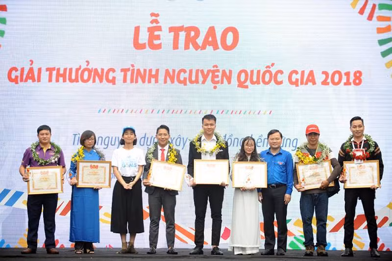 Tri ân những người tình nguyện vì cộng đồng