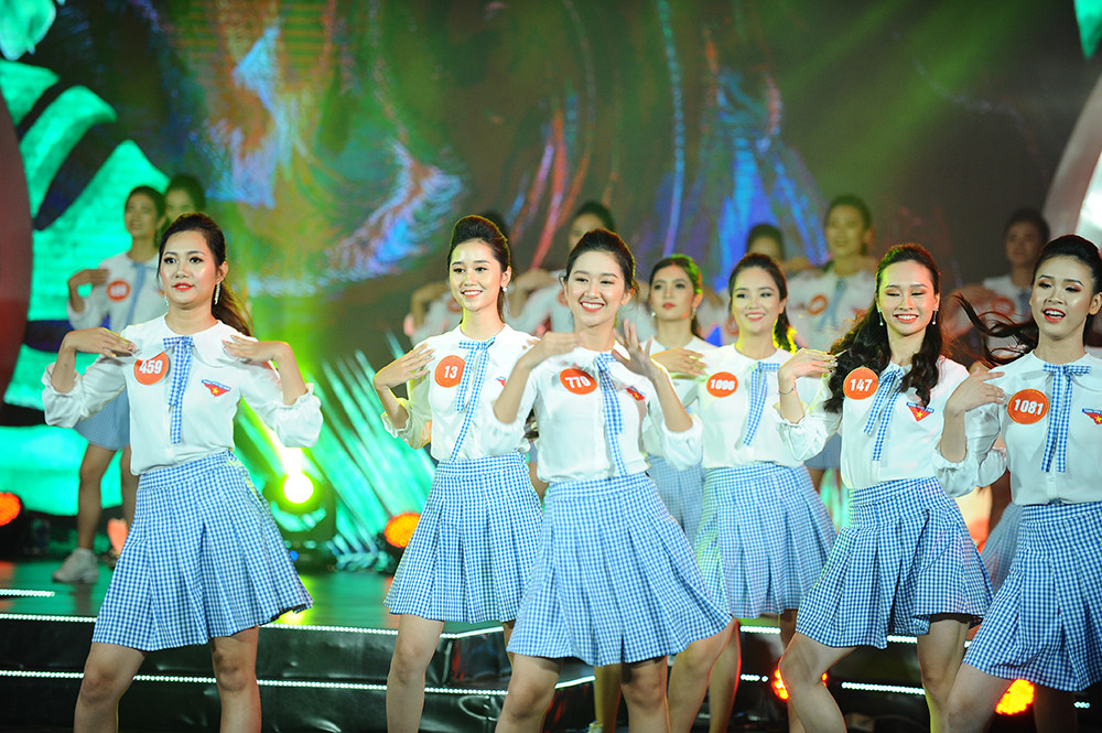 Nữ sinh Luật ĐH Huế đăng quang Hoa khôi sinh viên 2018