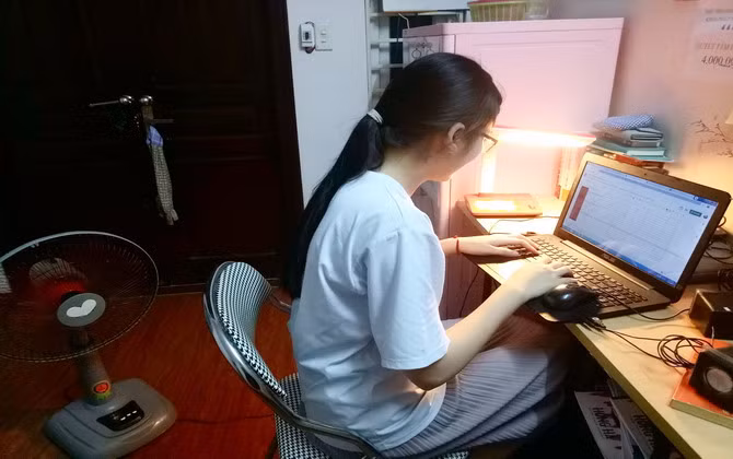 Tăng giá điện, nỗi lo đối với sinh viên