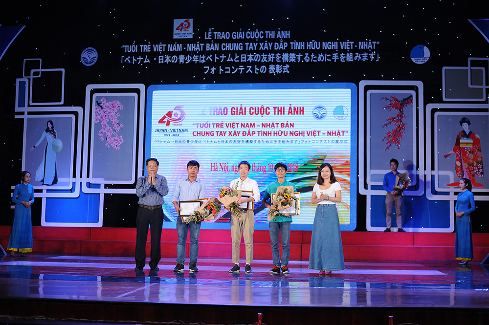 Trao giải Cuộc thi ảnh Tuổi trẻ Việt Nam - Nhật Bản chung tay xây đắp tình hữu nghị Việt - Nhật