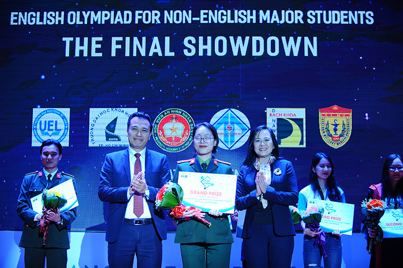 Học viện Quân Y giành giải đặc biệt Olympic tiếng Anh không chuyên toàn quốc 2018