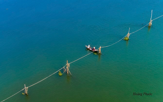 Du Xuân trên sóng nước đầm phá