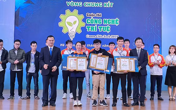 19 đội tranh tài tại VCK cuộc thi công nghệ trí tuệ