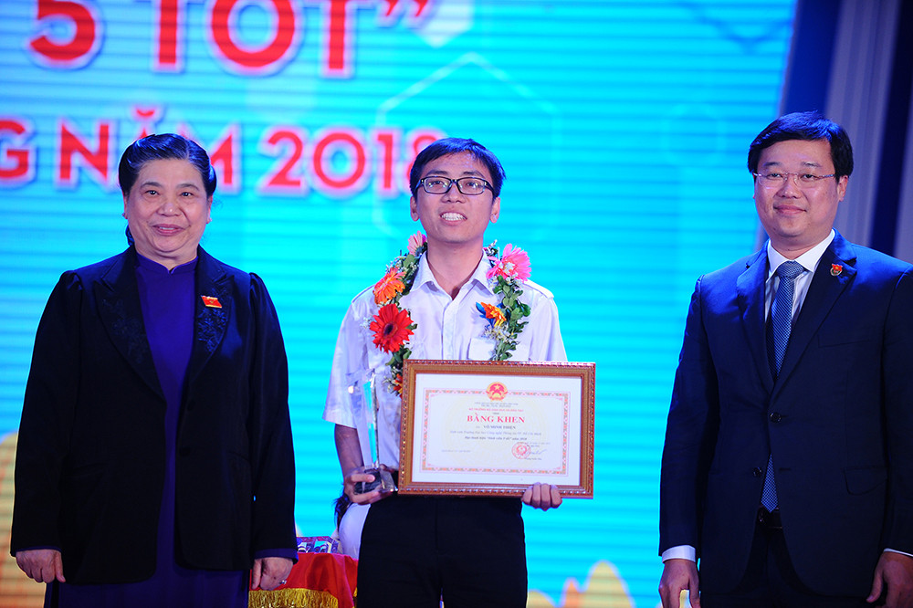 Vinh danh 190 Sinh viên 5 tốt cấp Trung ương