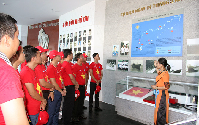 Thanh niên Khánh Hòa truyền lửa tình yêu quê hương, biển đảo