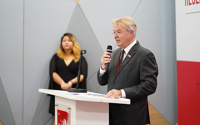 Nghiên cứu khoa học là nền tảng cho sự phát triển của các trường Đại học tại Việt Nam