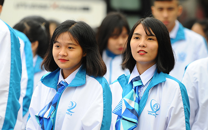 Đại biểu Sinh viên Việt Nam rạng ngời trước giời khai mạc