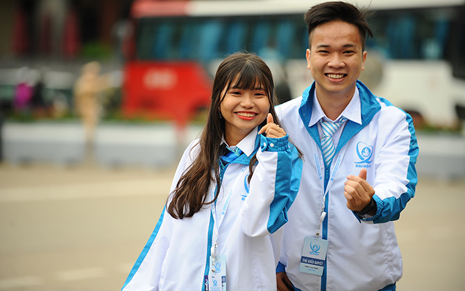 Đại biểu Sinh viên Việt Nam rạng ngời trước giời khai mạc