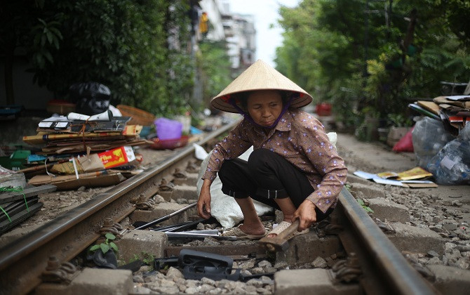 Cuộc sống bình dị ở xóm đường tàu phố Phùng Hưng