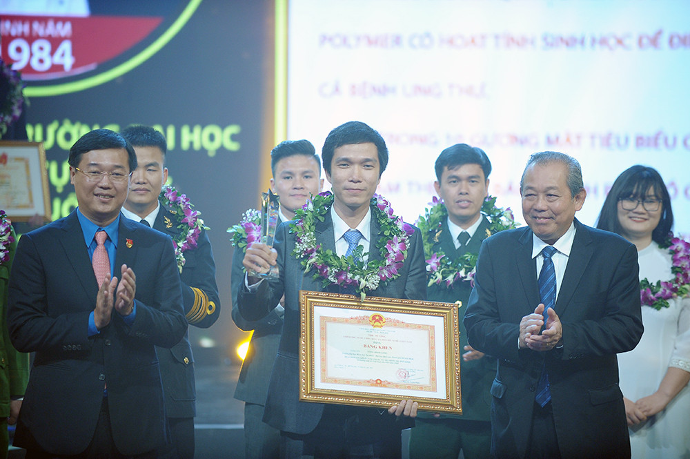 Tuyên dương 10 gương mặt trẻ Việt Nam tiêu biểu năm 2018