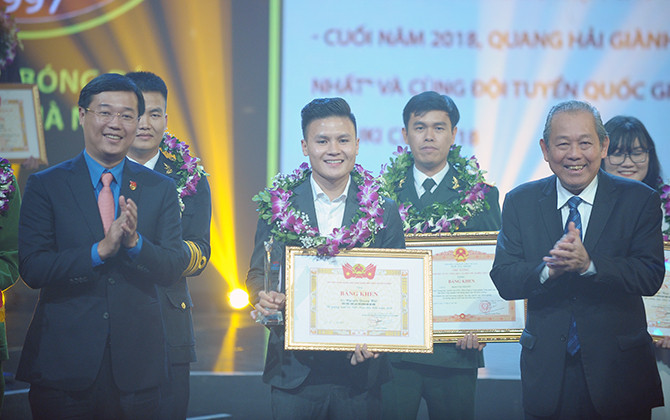 Tuyên dương 10 gương mặt trẻ Việt Nam tiêu biểu năm 2018