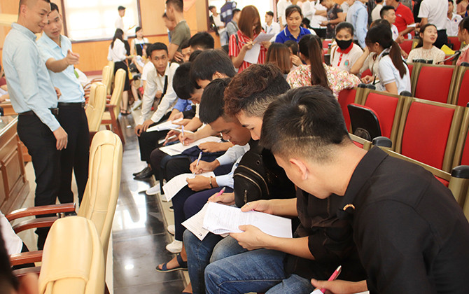 Ngày hội tuyển dụng việc làm tại Trường Đại học Sao Đỏ 