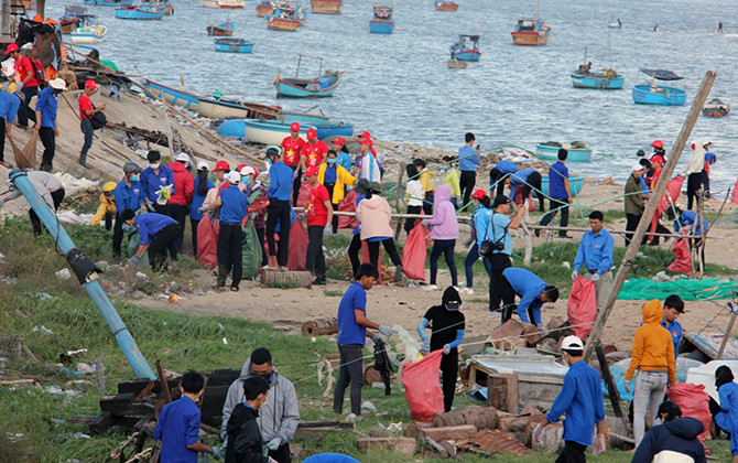 Thanh niên Khánh Hòa truyền lửa tình yêu quê hương, biển đảo