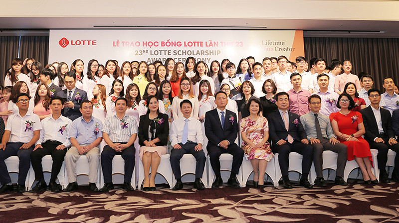 80 sinh viên được trao học bổng Lotte năm 2019
