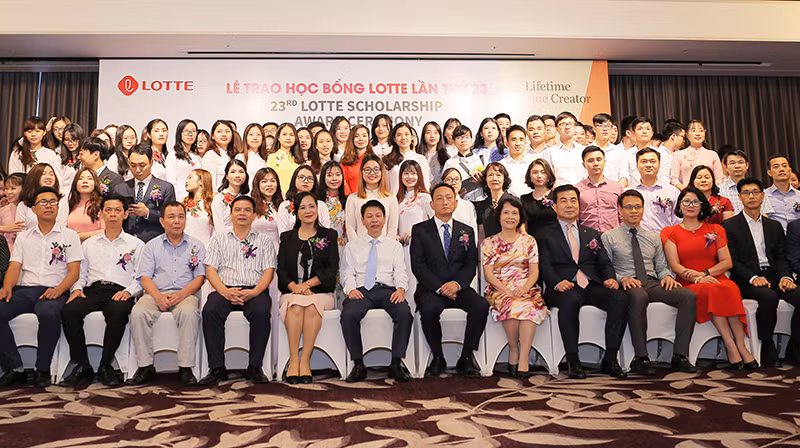 80 sinh viên được trao học bổng Lotte năm 2019
