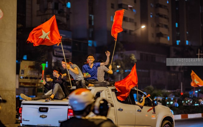 Đi bão” thế nào để vừa an toàn vừa văn minh mà vẫn cuồng nhiệt