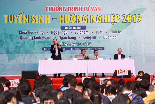 Sôi nổi ngày hội Tư vấn tuyển sinh - Hướng nghiệp 2019