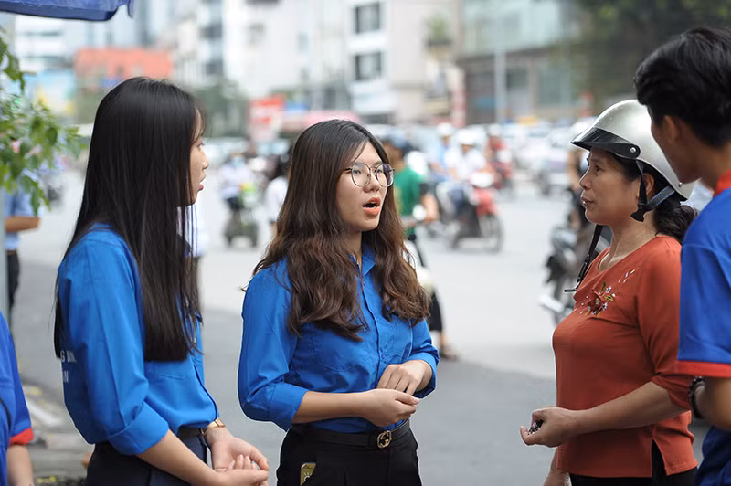 Tình nguyện Tiếp sức mùa thi hỗ trợ tối đa cho thí sinh
