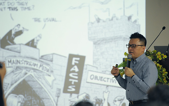 Xây dựng niềm tin tới độc giả trong kỷ nguyên 4.0