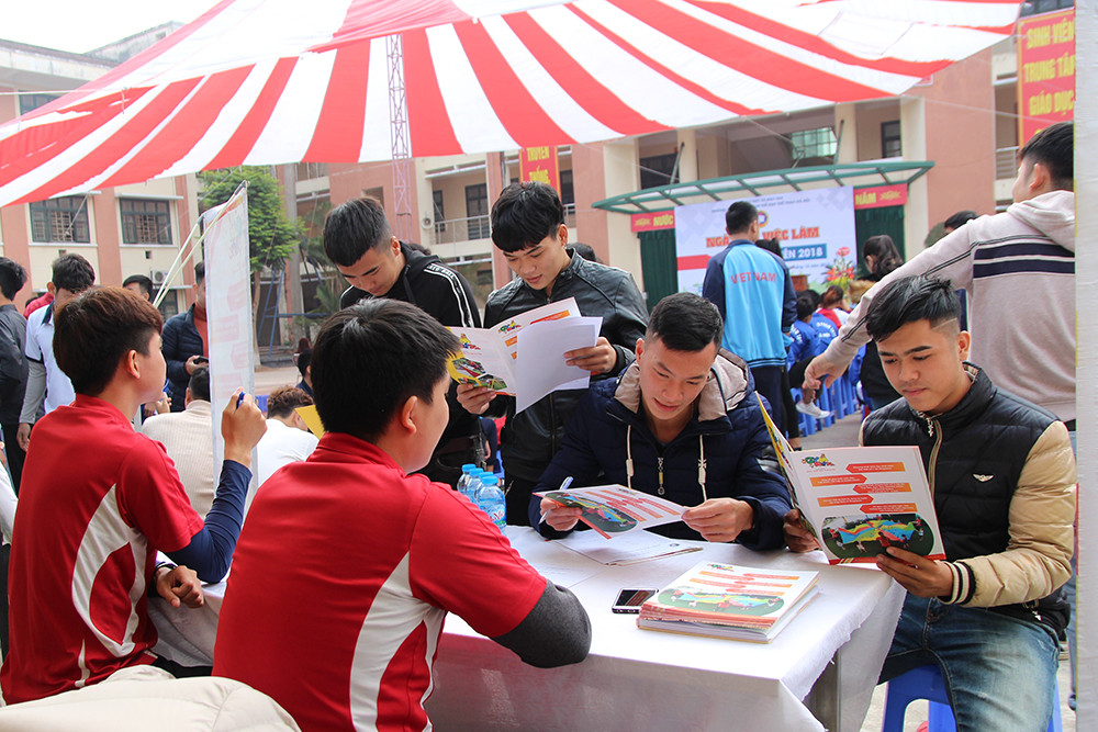 Trao hơn 300 cơ hội việc làm cho sinh viên ngành Sư phạm thể dục thể thao