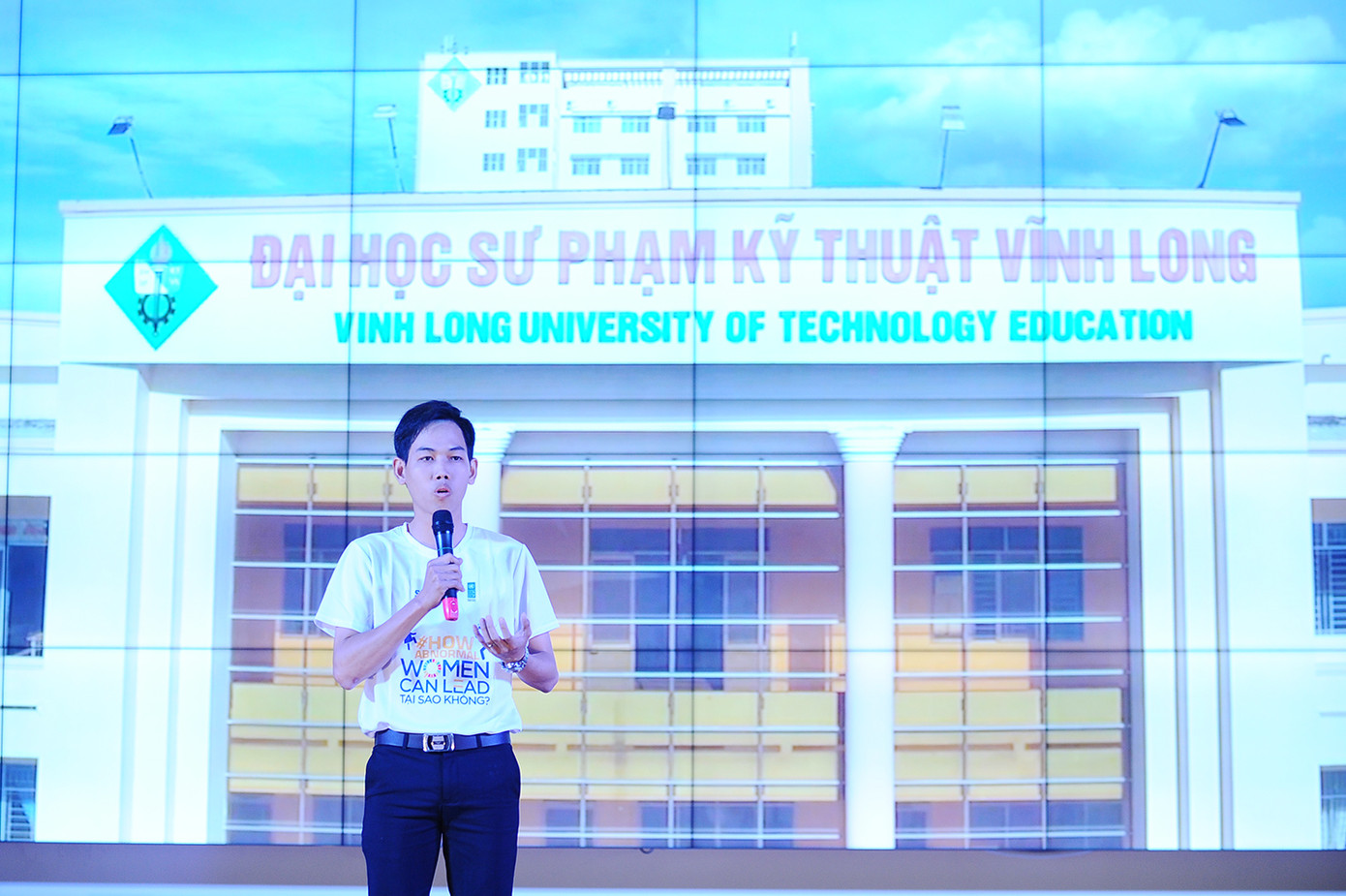 Chung kết toàn quốc Cuộc thi Women Can Lead – Tại sao không?