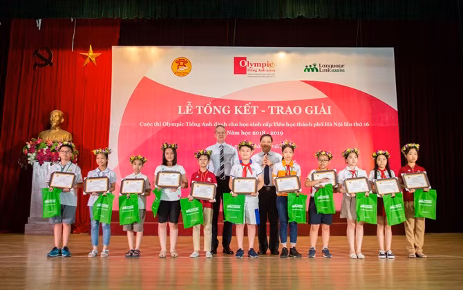 Lễ bế mạc và trao giải cuộc thi Olympic Tiếng Anh Tiểu học HN
