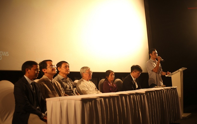 Lần đầu công chiếu bộ phim “ Những cánh én đầu tiên” tại Hà Nội