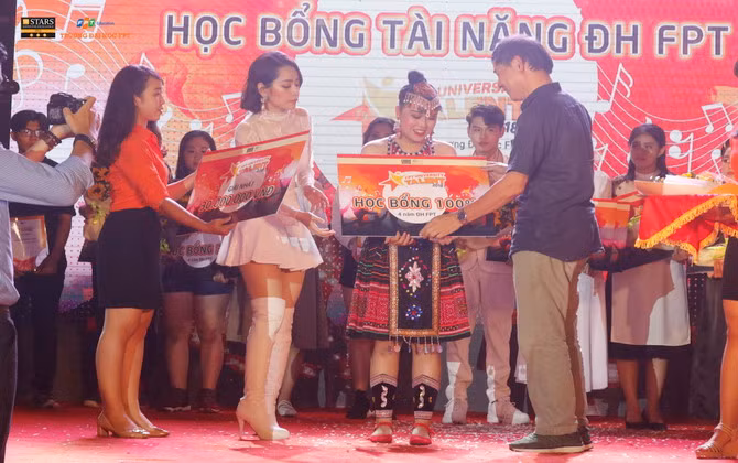 Trường ĐH FPT tung quỹ học bổng hơn 3 tỷ đồng chiêu mộ học sinh tài năng 