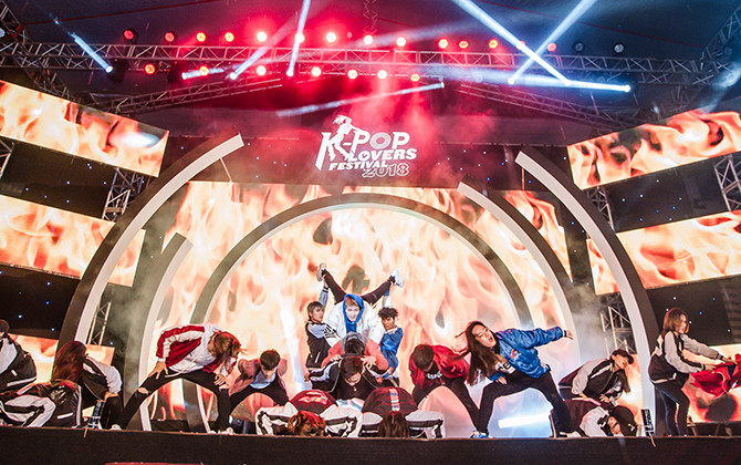 Thoả đam mê cùng cuộc thi hát và nhảy Kpop 2019