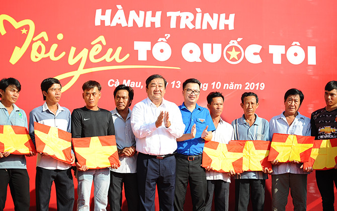 Người trẻ gửi thông điệp Yêu Tổ quốc từ đất mũi