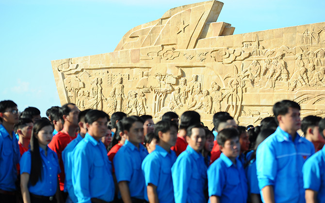 Người trẻ gửi thông điệp Yêu Tổ quốc từ đất mũi